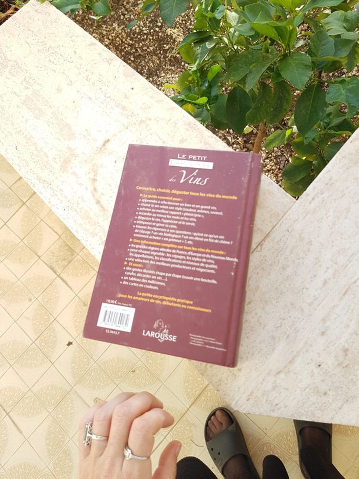 Le petit Larousse des Vins - photo numéro 3
