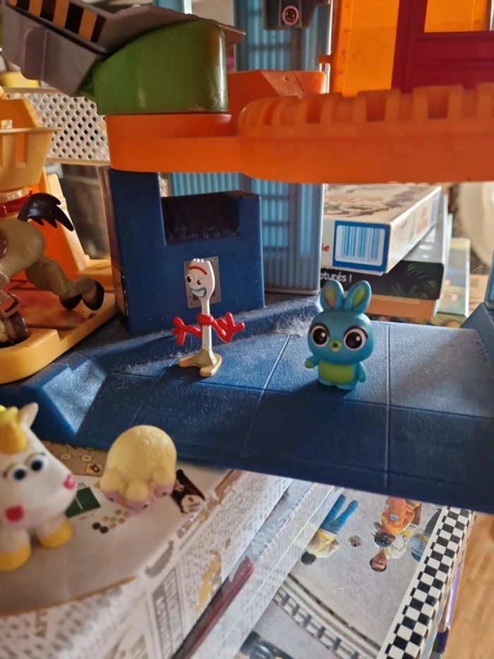 Jouets toy story 3 avec 7 figurines - photo numéro 8