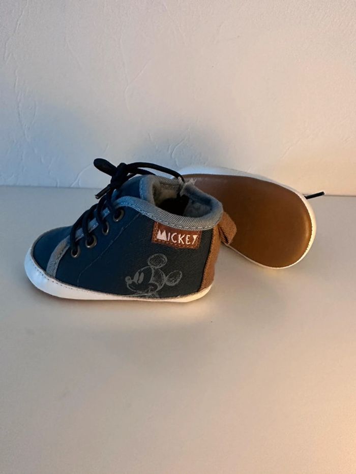 Chaussures Mickey 9/12 mois