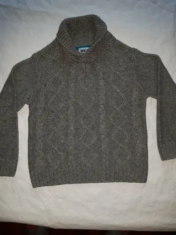 Pull col montant