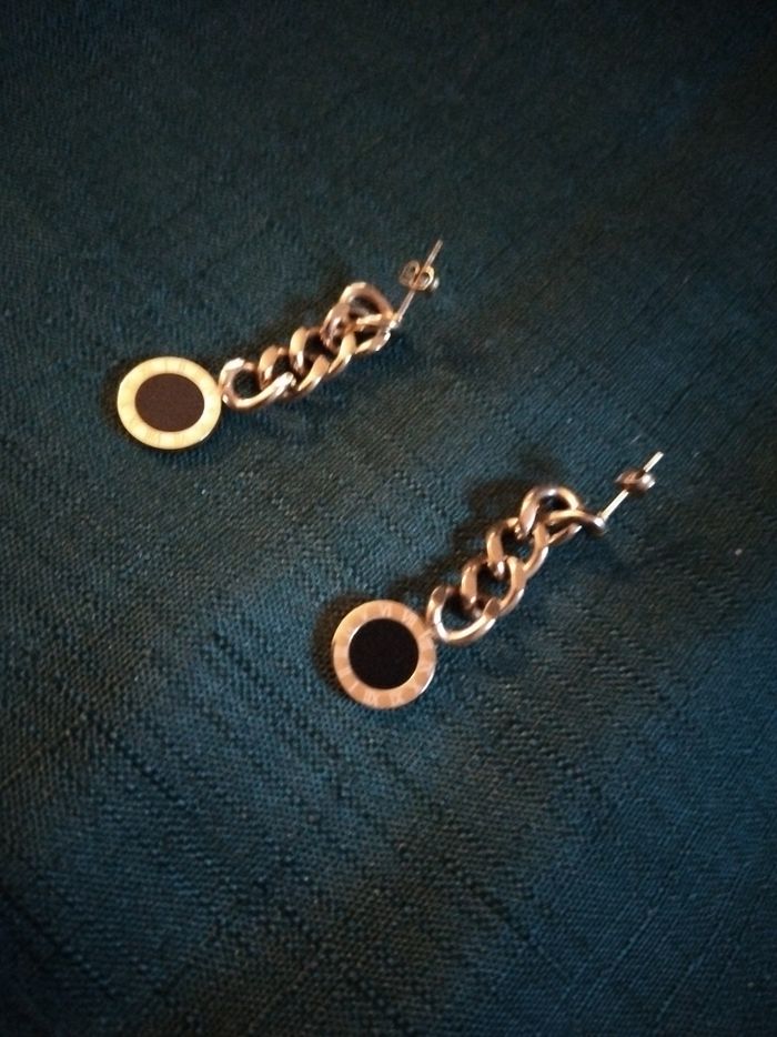 Boucle oreilles - photo numéro 4