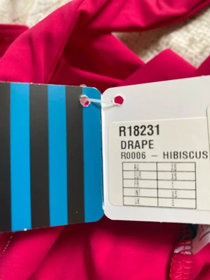 Maillot de bain une pièce drapé Maison Lejaby taille XS Neuf - photo numéro 7