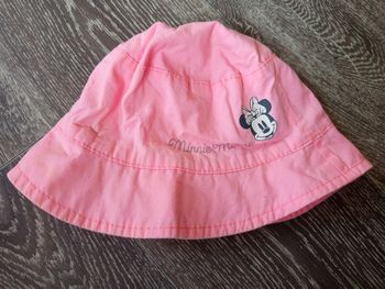 Bob chapeau Minnie Disney 47cm rose fluo
