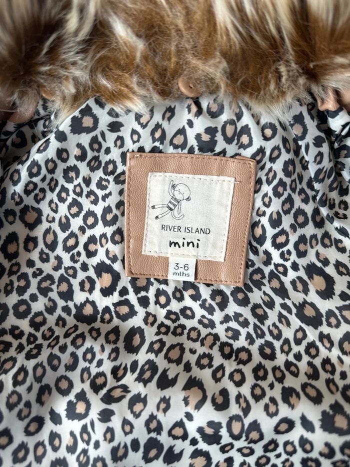 Veste river island mini 3/6mois neuve camel - photo numéro 4