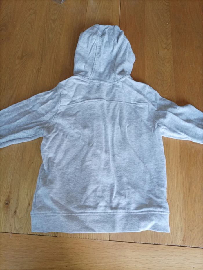 Sweat à capuche 8ans - photo numéro 3