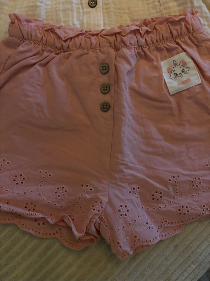 Ensemble, blouse et short, marque Kiabi. - photo numéro 2