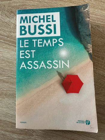 Livre Le temps est assassin de Michel Bussi