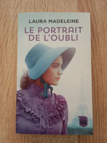 Laura Madeleine 📚 Le portrait de l'oubli