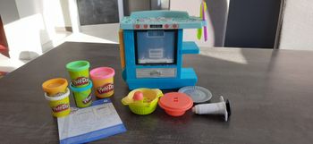 Le gâteau d'anniversaire Play-Doh