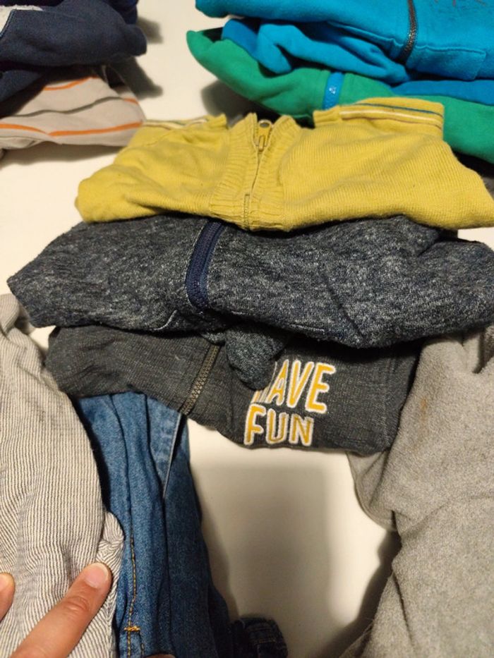Gros lot vêtements garçon 18 mois - photo numéro 6