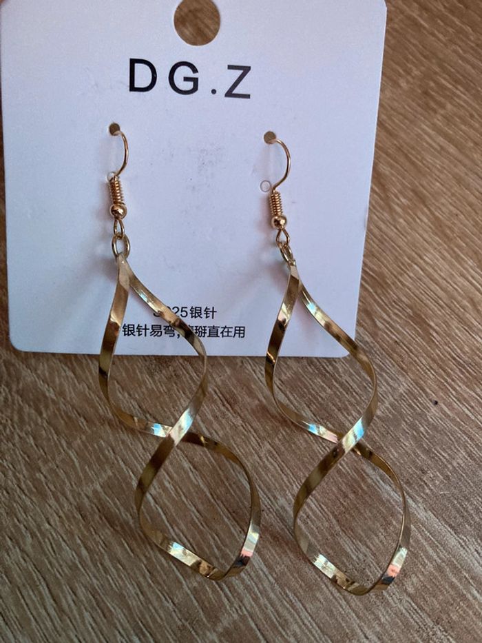 Boucles oreilles - photo numéro 2