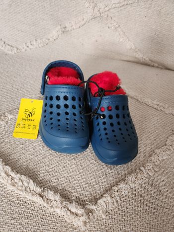 Crocs chaudes fourrées joybees 23