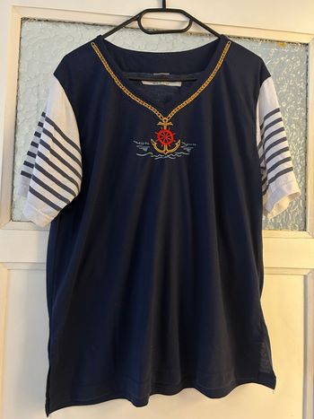 T-shirt marinière et motif 