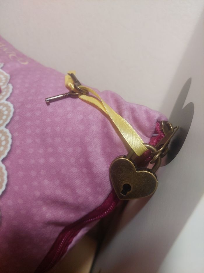 Oreiller secret gorjuss santoro - photo numéro 2