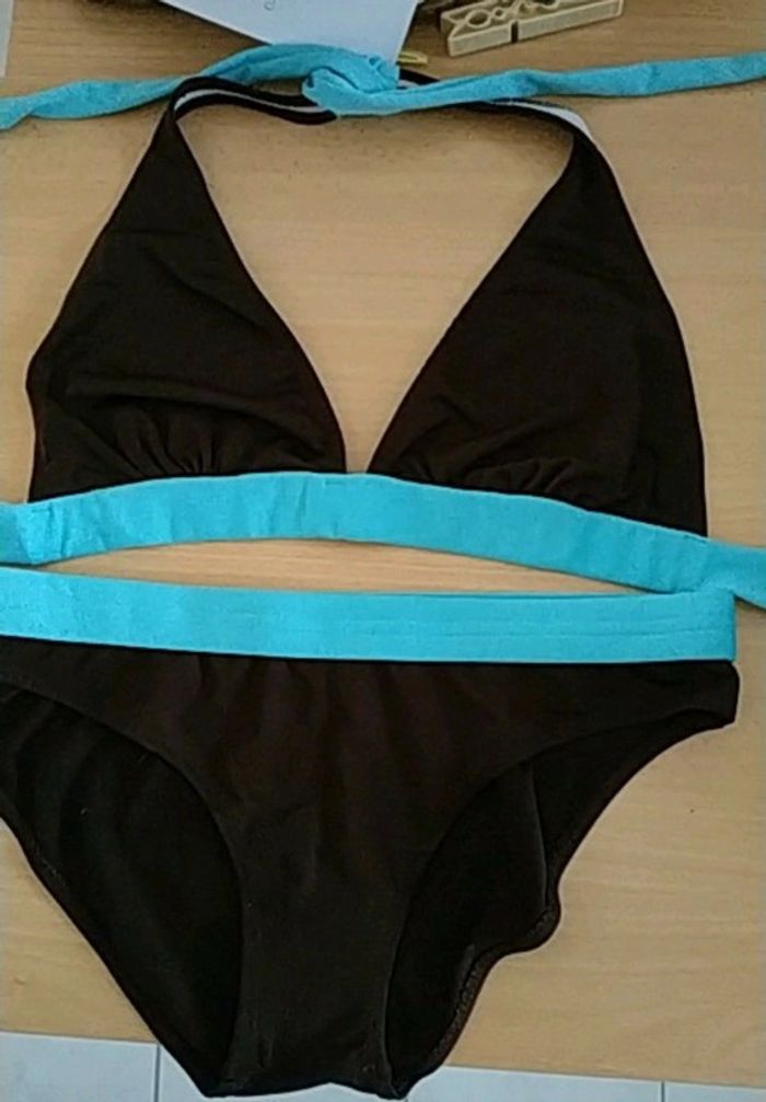 Ensemble de plage maillot de bain paréo 3 suisses T38