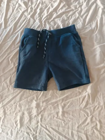 Short 2-3 ans