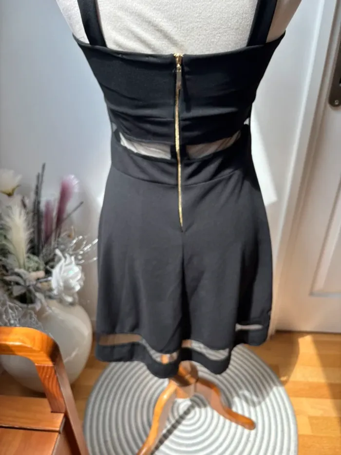 🖤 Robe patineuse noire fines bretelles - Piper & June - T38 - photo numéro 11