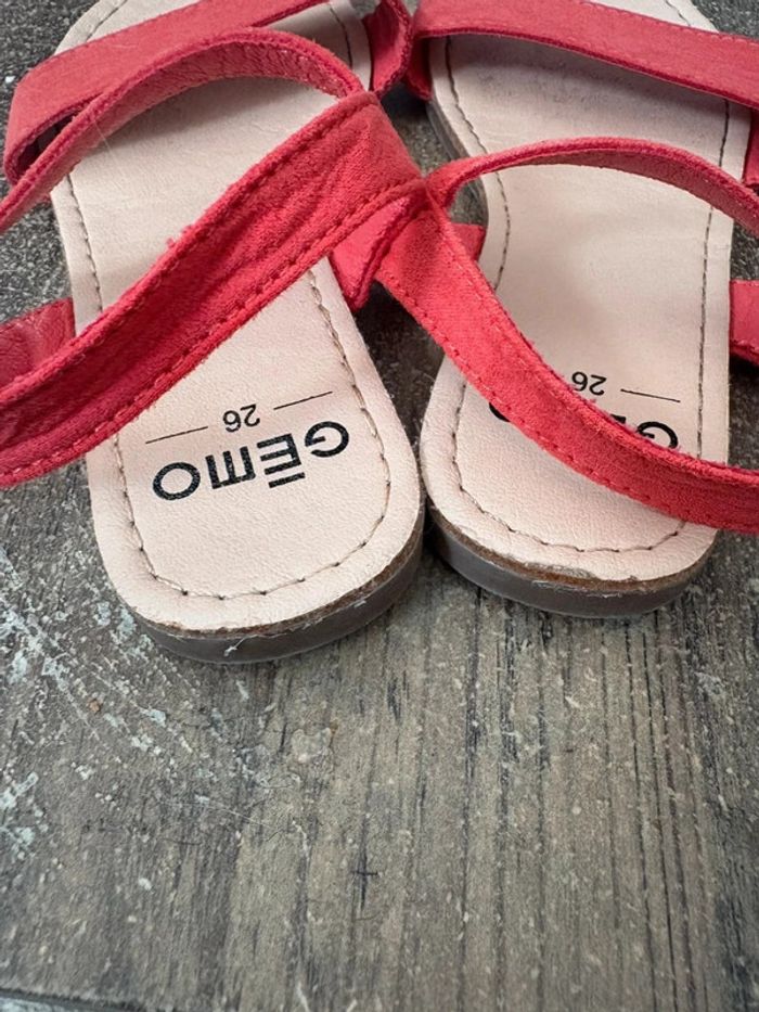 👑 Petites Sandales Corail Gémo - Un Éclat de Soleil à Petits Prix ! 👑 - photo numéro 3
