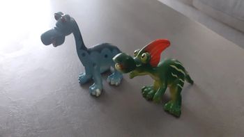 Figurines dinosaures