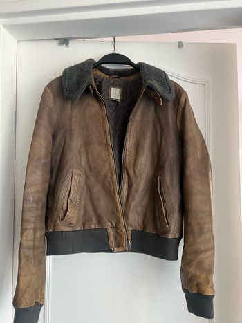 Blouson en cuir vieilli
