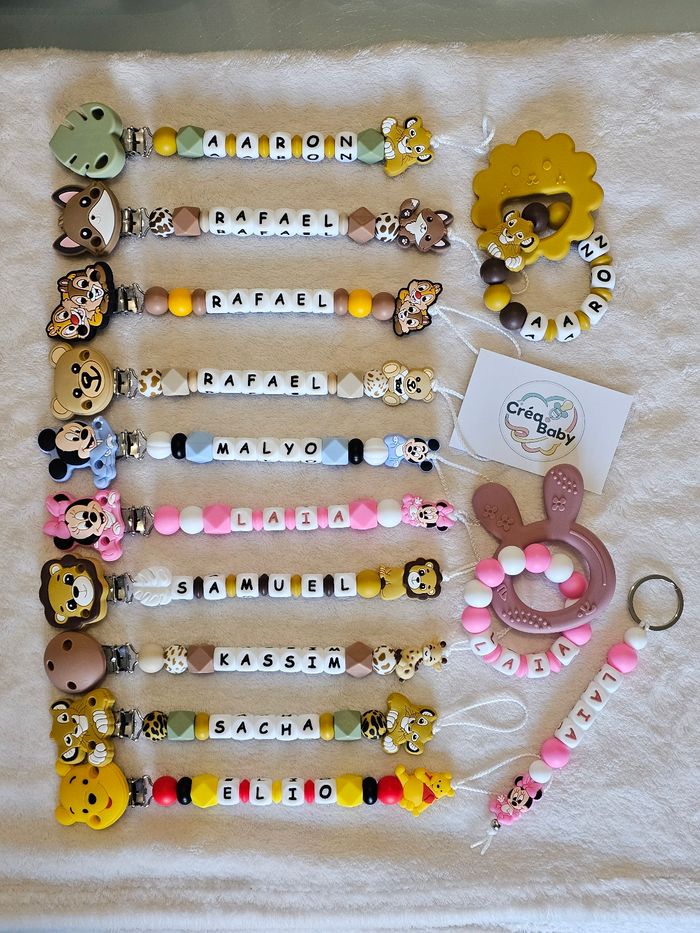 Attache tétine ( me contacter )