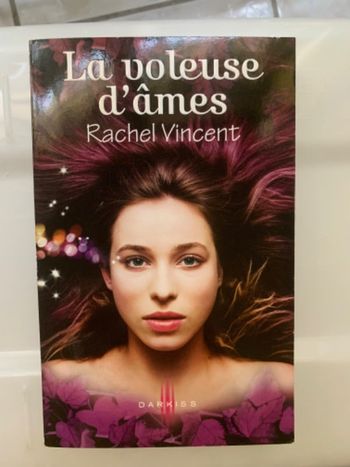 Livre la voleuse d’âmes rachel vincent