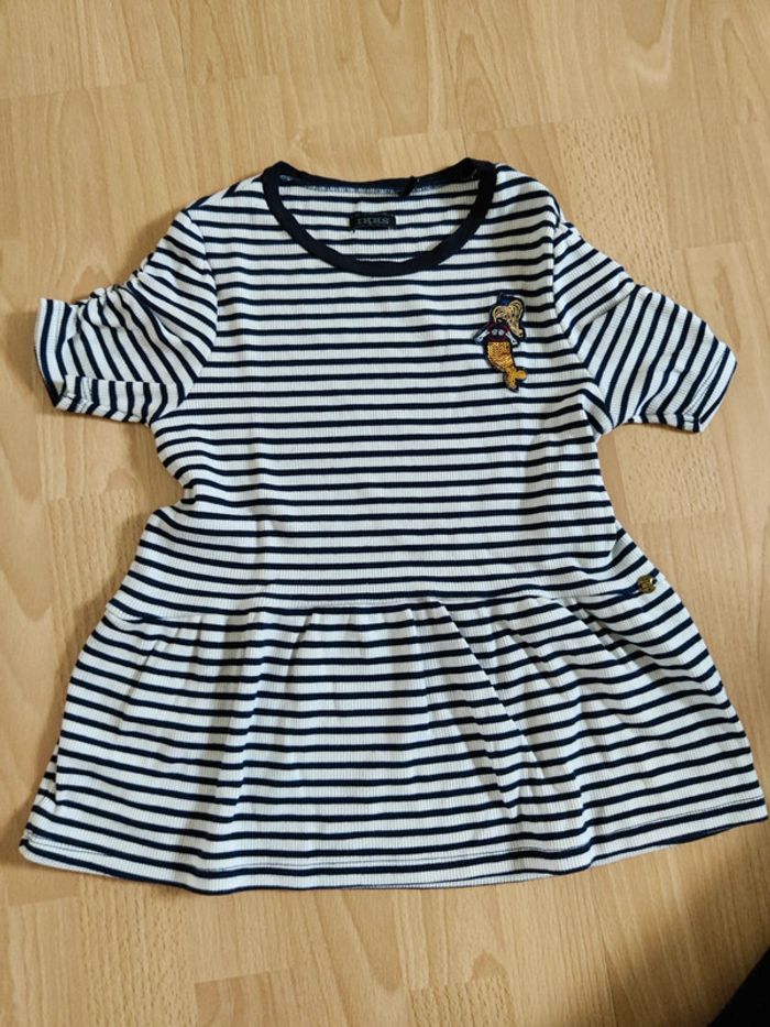 Tee-shirt manches courtes taille 10 ans