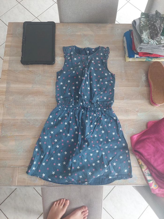 Robe à fermeture derrière 10 ans fille