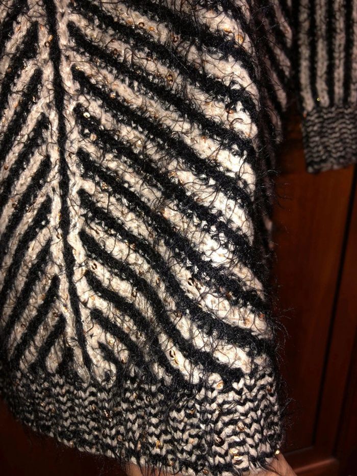Pull à poils 38/40 - photo numéro 3