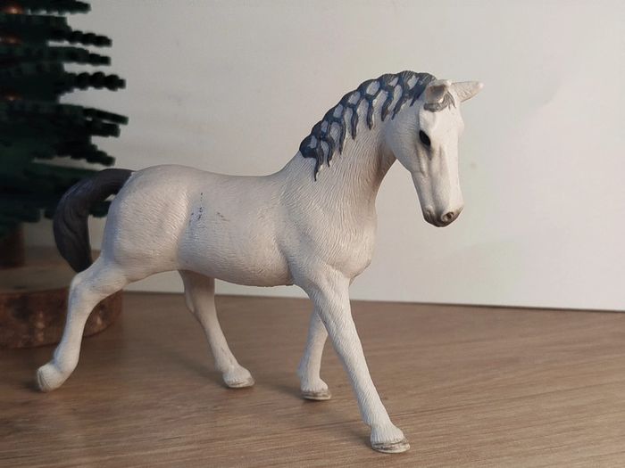 Schleich jument blanche Figurine Animal équidé