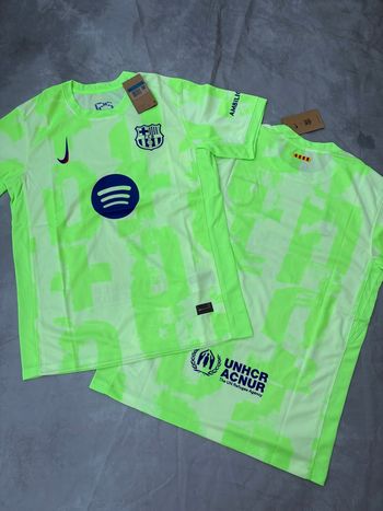 Maillot Barcelone vert disponible en taille M