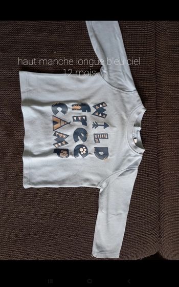 Haut manche longue bleu ciel à motif