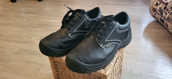 Chaussure de sécurité t42 - photo numéro 2