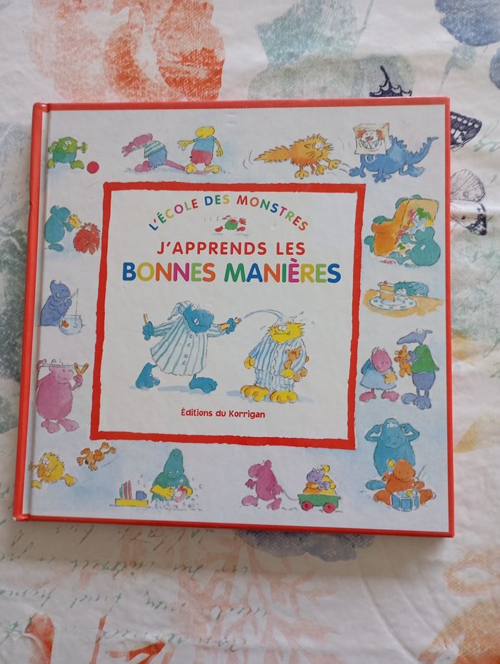 Livre L'école des monstres j'apprends les bonnes manières