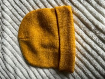 Bonnet jaune 