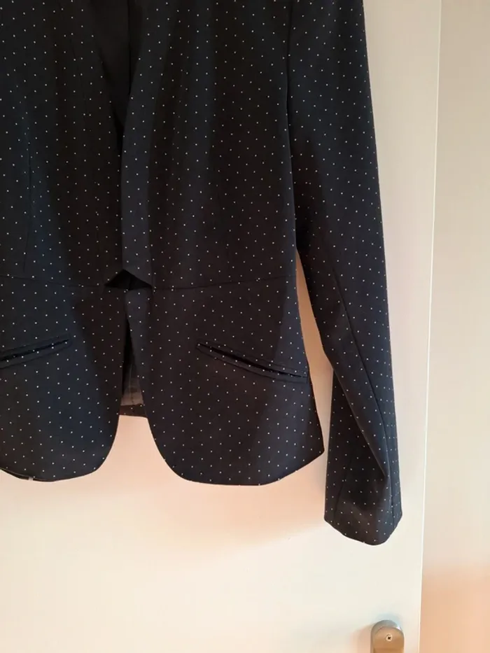 Veste courte bleu marine à pois - T.1 - Neuve - photo numéro 3