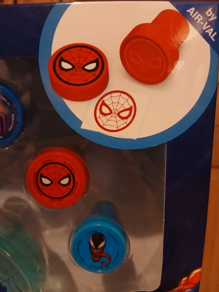 Coffret SpiderMan eau de toilette+jeux+tampon - photo numéro 6