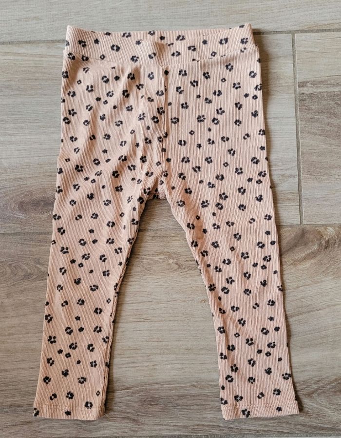 Ensemble t-shirt manches longues et legging taille 24 mois - photo numéro 6