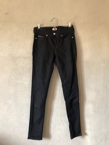 Jean Tommy taille 36 🌻
