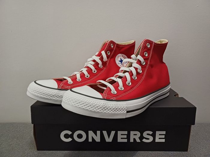 Basket converse neuve toile montante Pointure 46 rouge - photo numéro 3