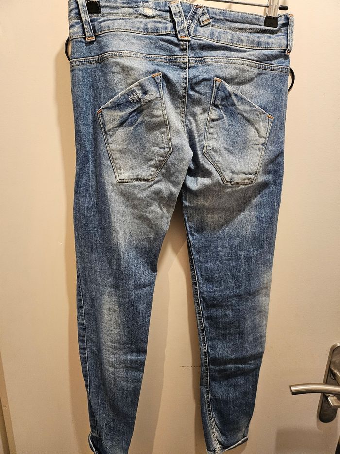 Jean effet délavé détail poche - photo numéro 2