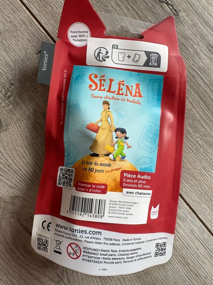 Neuf tonies Selena sans chichi - photo numéro 2