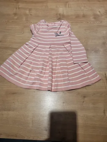 Robe longues manches