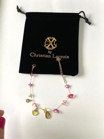 Bracelet doré breloques coquillages by Christian Lacroix