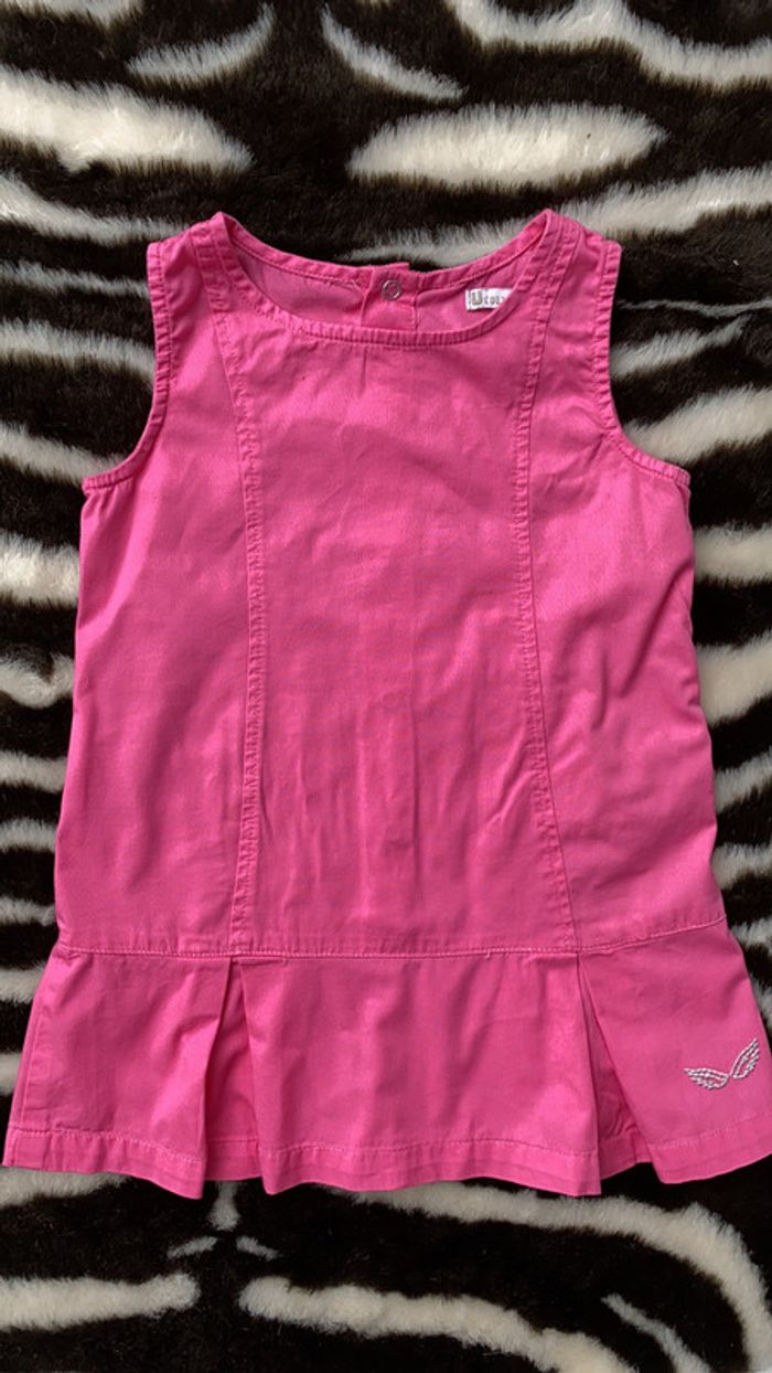 Robe neuve non étiquetée 24 mois