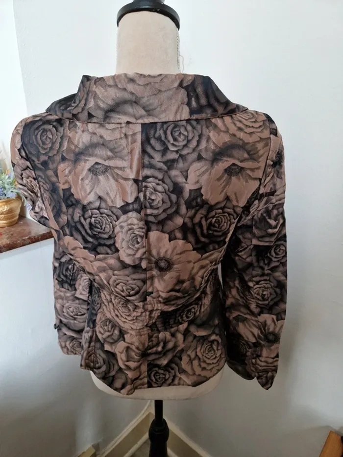 Veste armani collezioni fleurie marron et noir taille 44 - photo numéro 6