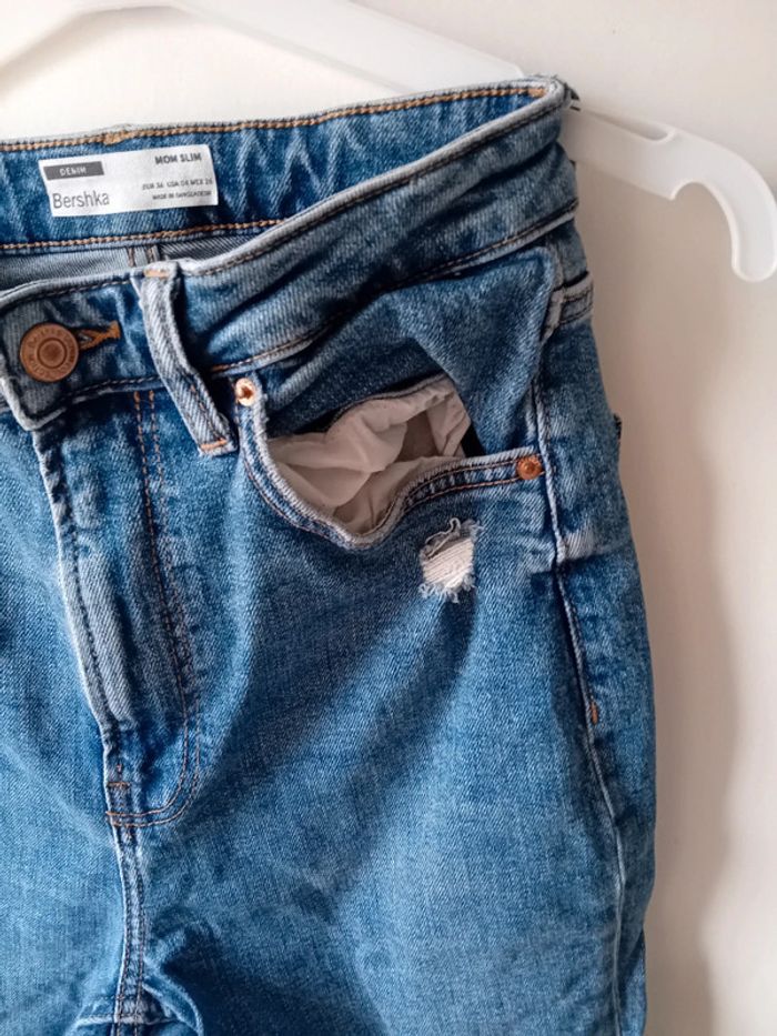 Jean mom slim bershka 36 - photo numéro 3