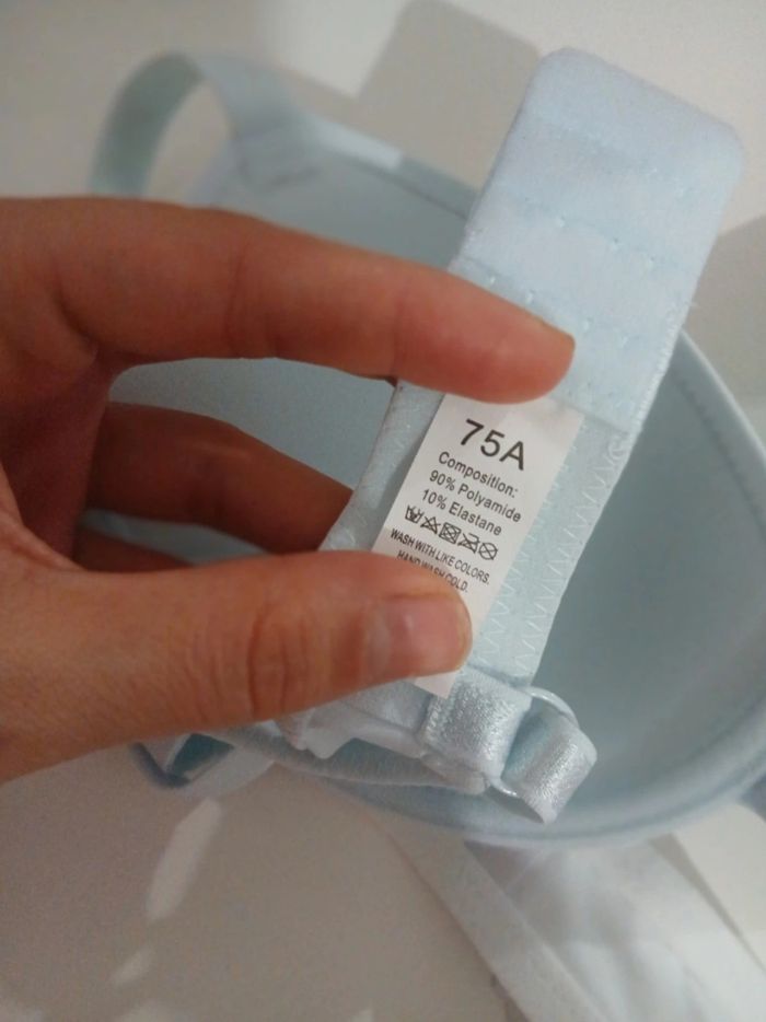 soutien gorge - photo numéro 2