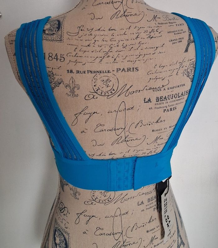 Soutien-gorge sans baleines bleu turquoise - photo numéro 5