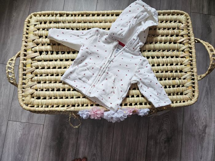 Lot veste/ manteau bébé fille 3 mois. - photo numéro 3